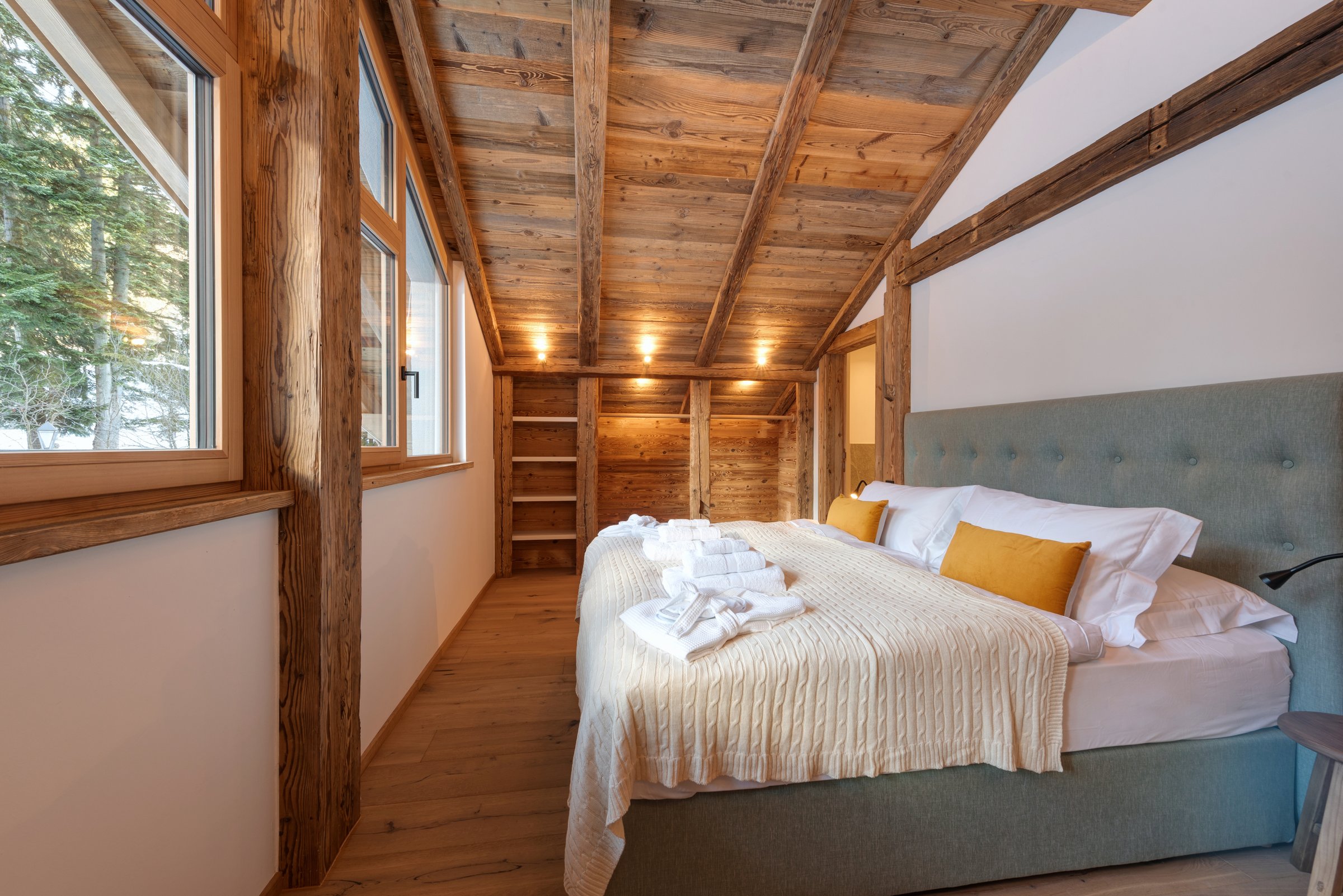 Gallery — luxury ski-in/ski-out chalet in St. Anton am Arlberg — 8