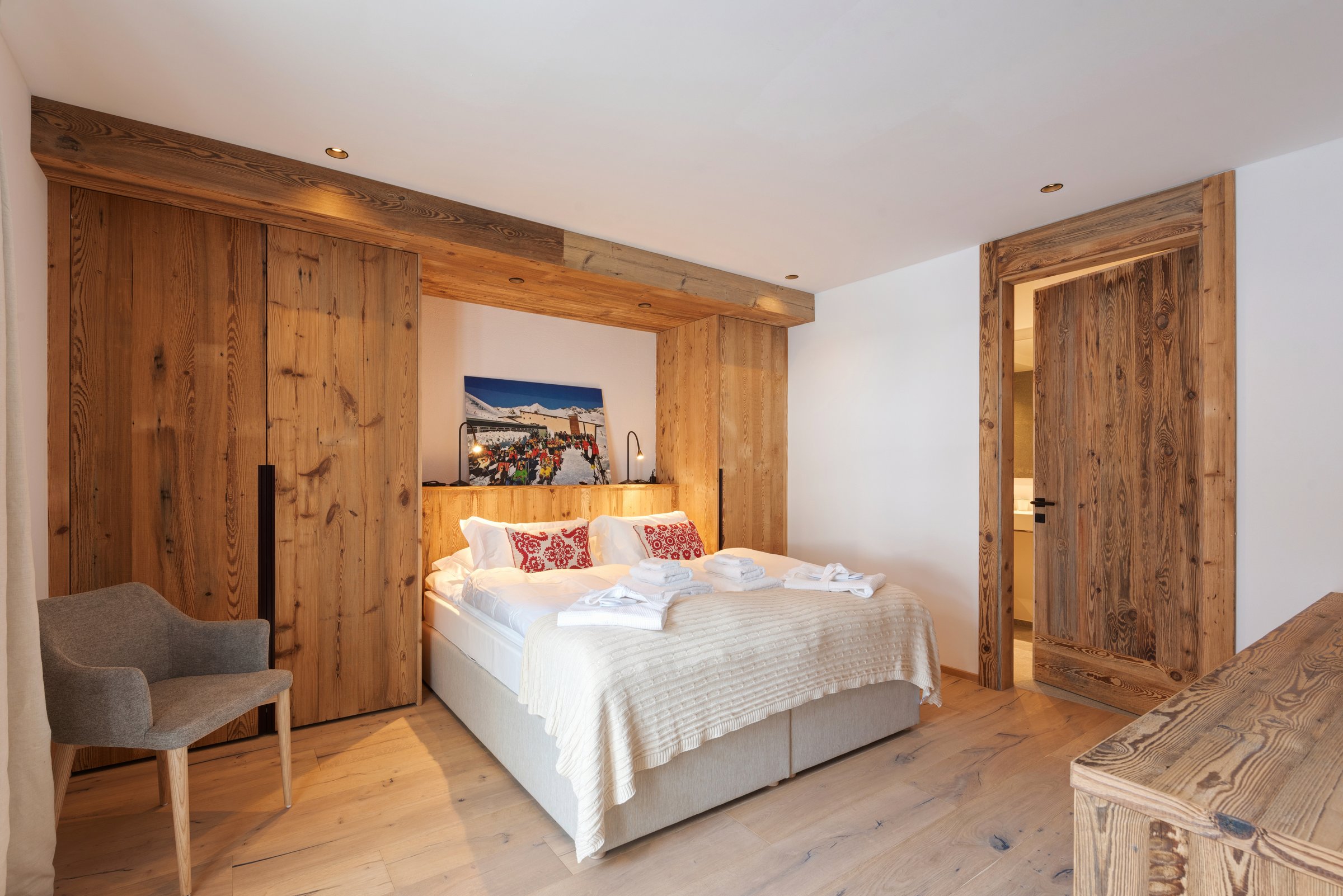 Gallery — luxury ski-in/ski-out chalet in St. Anton am Arlberg — 12