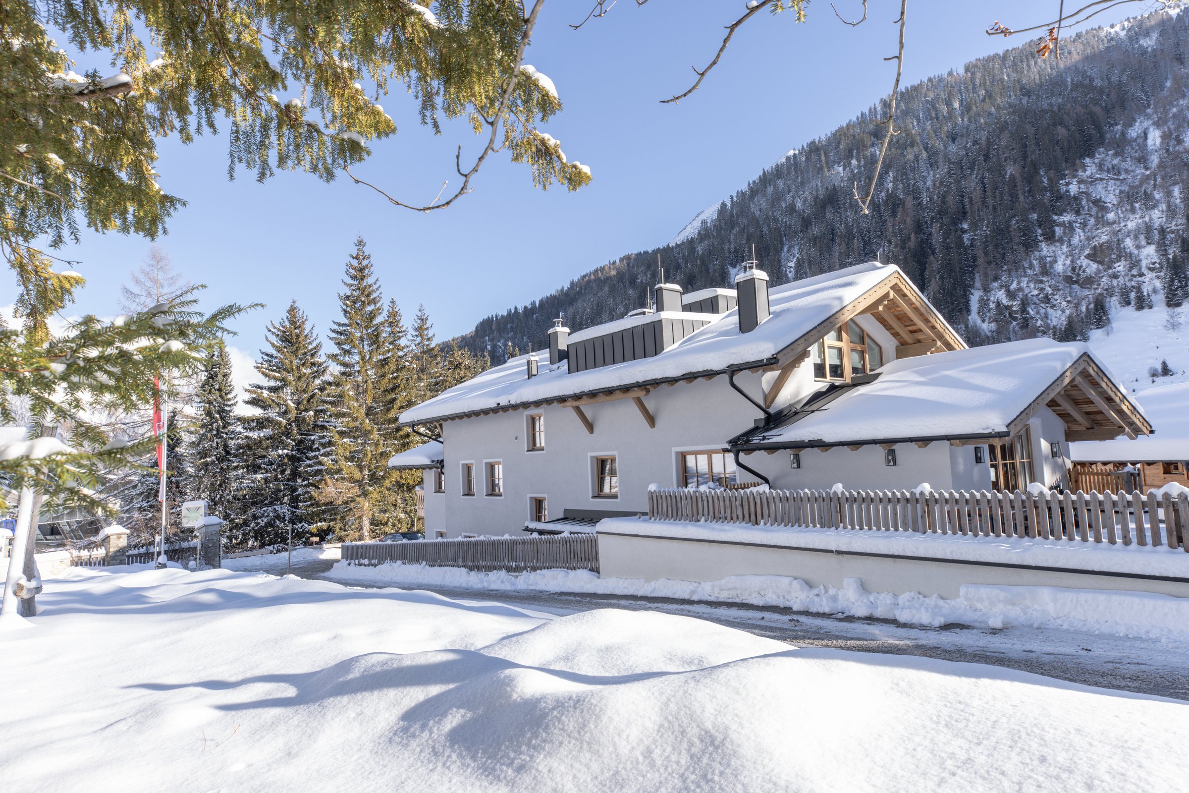 Inside Marmotta Culm — luxury ski-in/ski-out chalet in St. Anton am Arlberg — 1