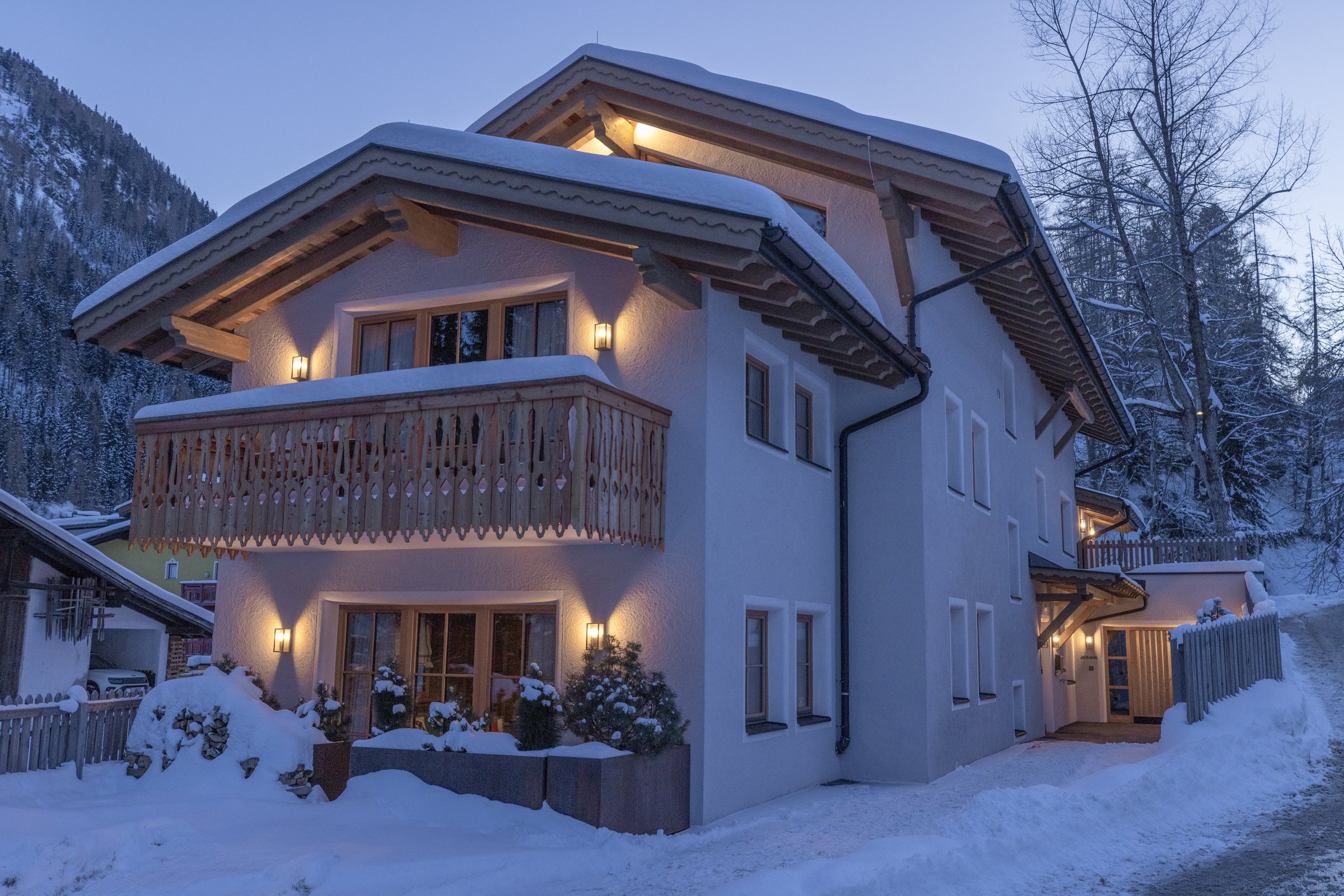 Inside Marmotta Culm — luxury ski-in/ski-out chalet in St. Anton am Arlberg — 2