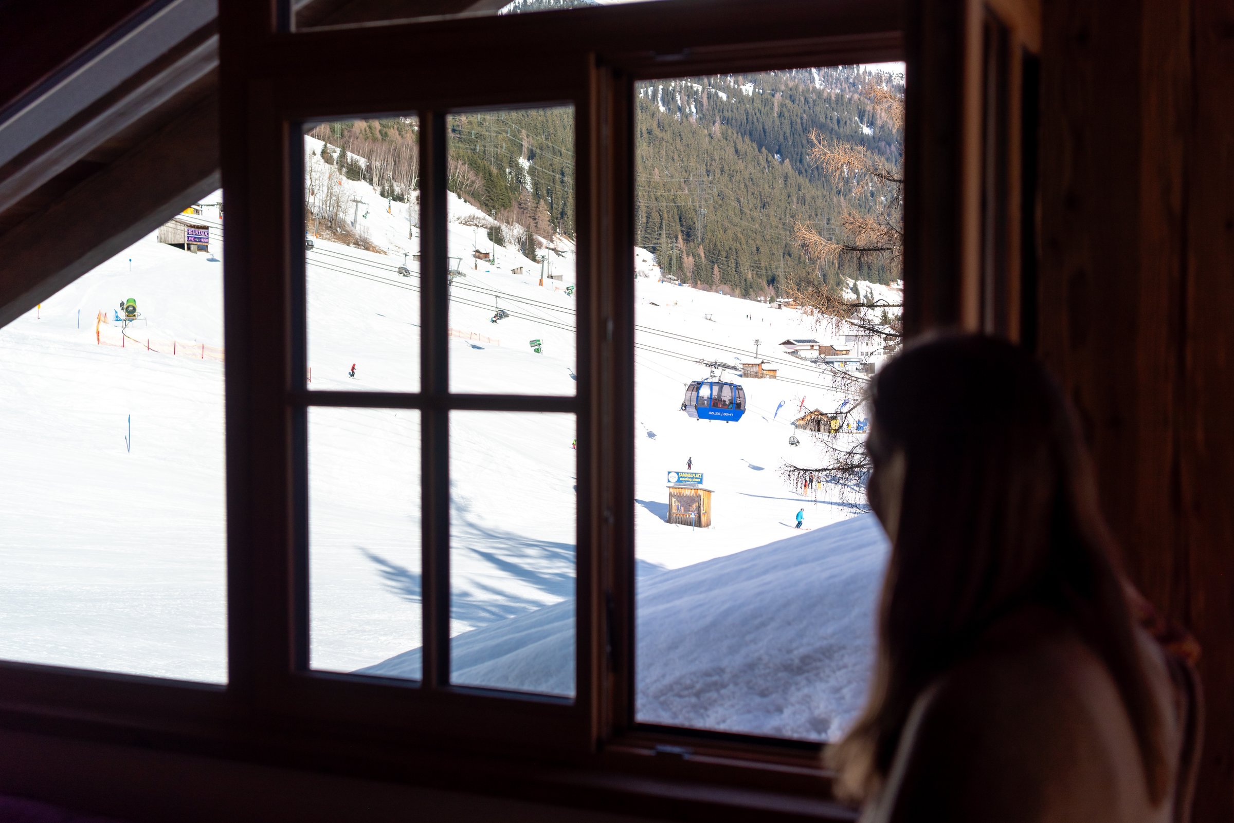 Gallery — luxury ski-in/ski-out chalet in St. Anton am Arlberg — 5