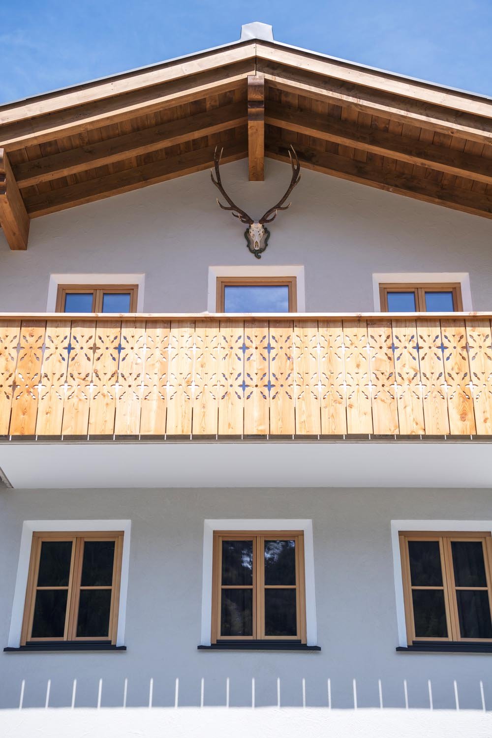 Gallery — luxury ski-in/ski-out chalet in St. Anton am Arlberg — 9